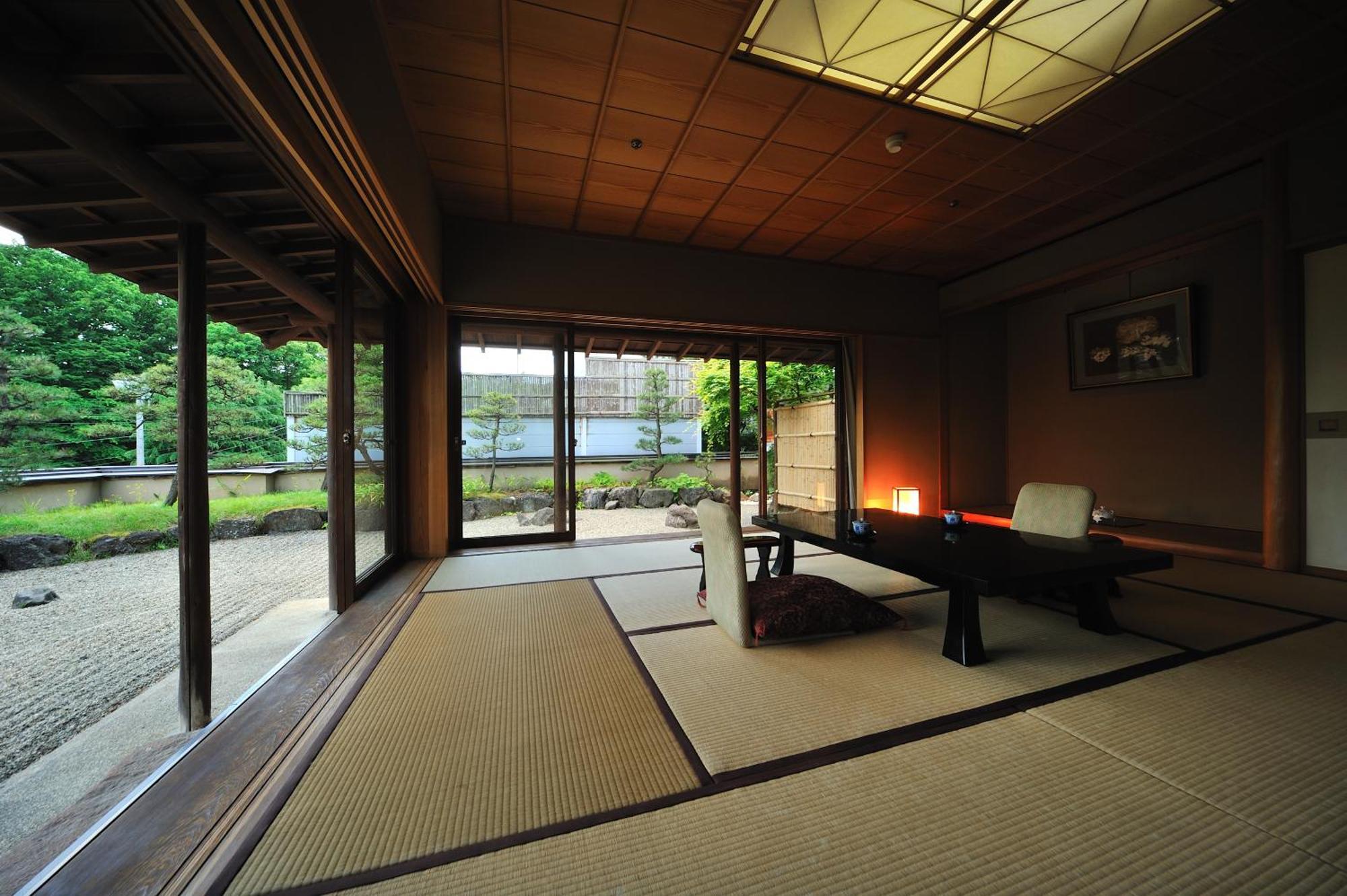 Senkeien Tsukioka Hotel Kaminoyama Exterior foto